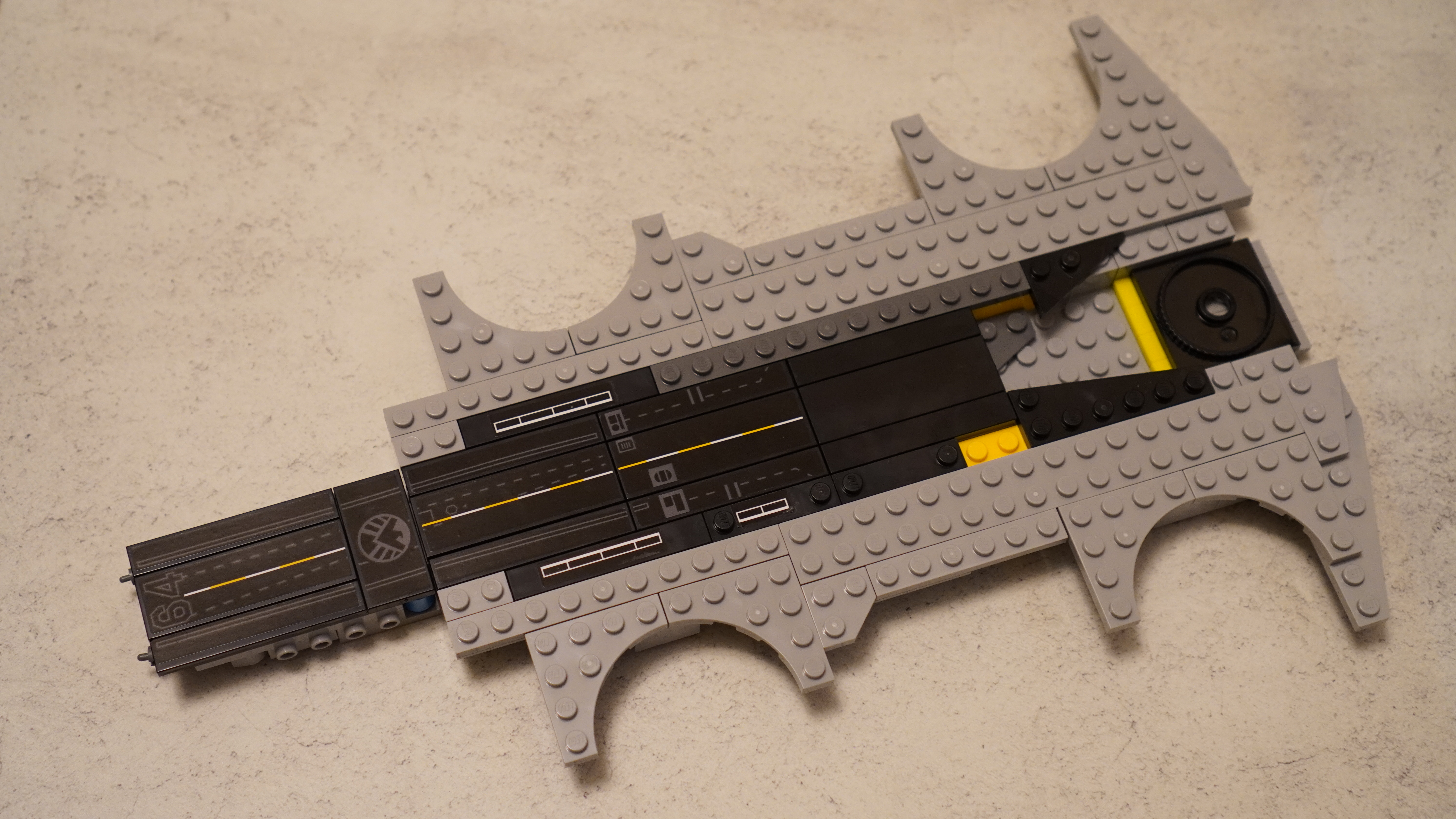 The building process of the Lego Marvel Avengers Helicarrier