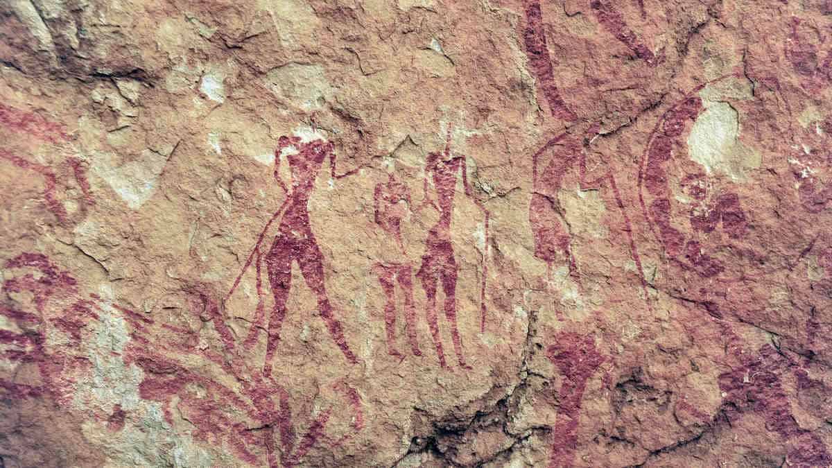 Prehistoric art - painting - algeria - wall painting - desert