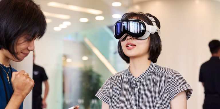 Apple Vision Pro: The Future of Spatial Computing